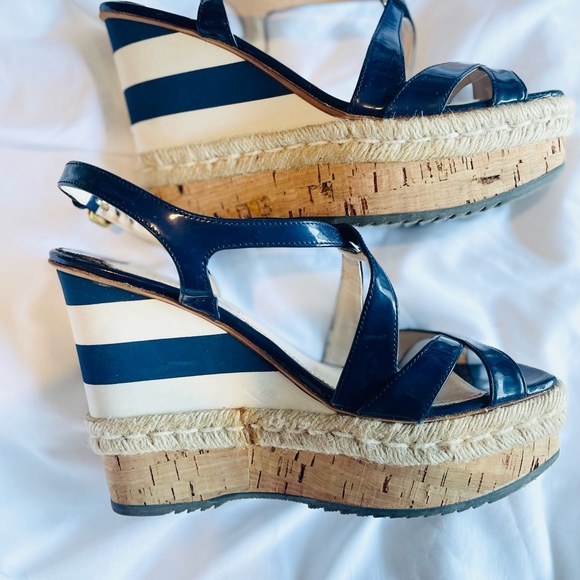 Prada - Picture 6 of 10